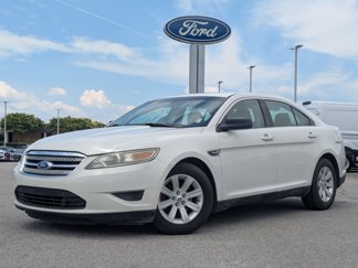 Used 2010 Ford Taurus SE image 1