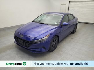 Used 2022 Hyundai Elantra Blue image 1