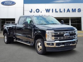 New 2026 Ford F350 XLT image 1