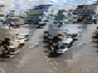 Used 2022 Chevrolet Trax LT w/ LT Convenience Package image 1