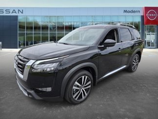 New 2025 Nissan Pathfinder Platinum image 1
