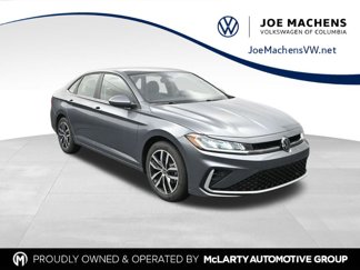 New 2025 Volkswagen Jetta SE image 1