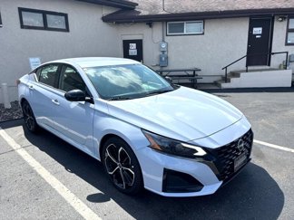 Used 2023 Nissan Altima 2.5 SR image 1