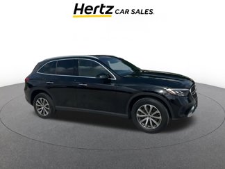 Used 2024 Mercedes-Benz GLC 300 4MATIC image 1