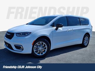 New 2026 Chrysler Pacifica Select image 1