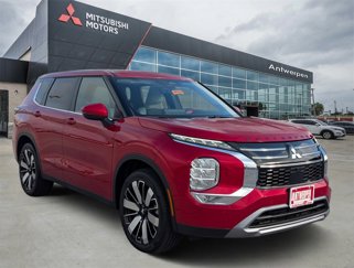 New 2025 Mitsubishi Outlander SE image 1