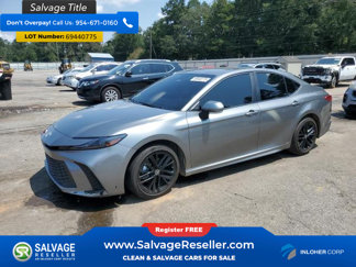 Used 2025 Toyota Camry Hybrid image 1
