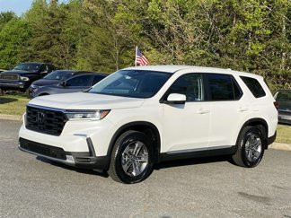New 2025 Honda Pilot EX-L image 1