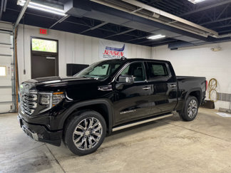 New 2025 GMC Sierra 1500 Denali w/ Denali Reserve Package image 1