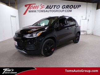 Used 2020 Chevrolet Trax LT w/ Sun & Sound Package image 1