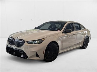 New 2026 BMW M5 w/ Carbon Package image 1