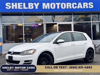 Used 2017 Volkswagen Golf SE image 1