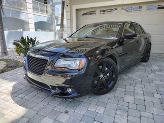 Used 2012 Chrysler 300 SRT8 w/ Leather Interior Group image 1