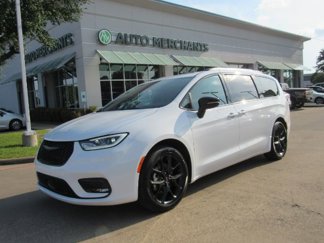 Used 2025 Chrysler Pacifica Limited image 1