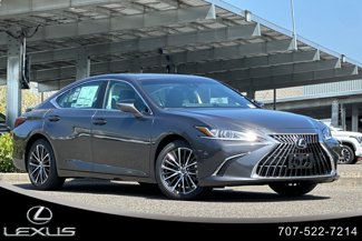 New 2025 Lexus ES 300h w/ Premium Package image 1