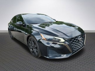 Used 2023 Nissan Altima 2.0 SR image 1
