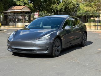 Used 2020 Tesla Model 3 Long Range image 1