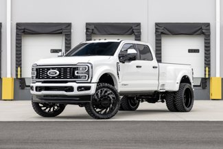 Used 2025 Ford F450 King Ranch w/ Chrome Package image 1