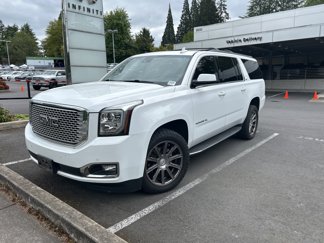 Used 2017 GMC Yukon XL SLT w/ HD Trailering Package image 1