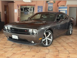 Used 2014 Dodge Challenger R/T image 1