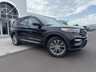 Certified 2022 Ford Explorer XLT w/ Equipment Group 202A image 1