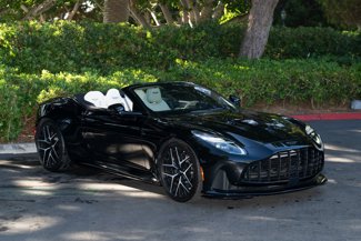 Used 2025 Aston Martin DB12 Convertible image 1