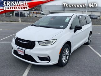 New 2025 Chrysler Pacifica Select w/ Uconnect Theater Family Group image 1