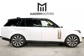 Used 2024 Land Rover Range Rover SV image 1
