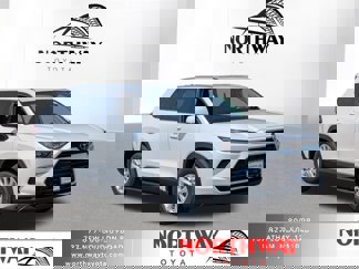 New 2025 Toyota Grand Highlander FWD image 1