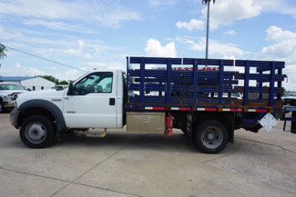 Used 2005 Ford F550 2WD Regular Cab Super Duty image 1