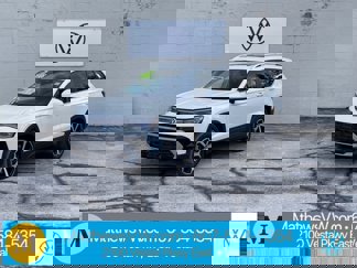 New 2025 Volkswagen Taos SEL image 1