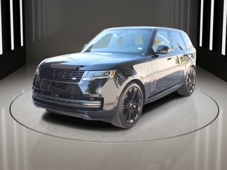 Used 2024 Land Rover Range Rover SE image 1