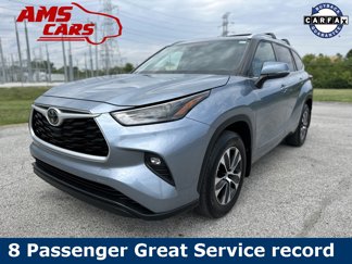 Used 2022 Toyota Highlander XLE image 1