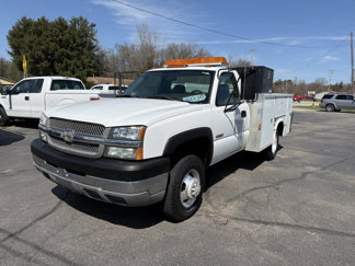Used 2004 Chevrolet Silverado 3500 2WD Regular Cab image 1