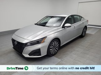 Used 2023 Nissan Altima 2.5 SV image 1