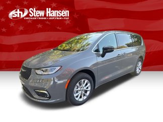 New 2025 Chrysler Pacifica Select image 1