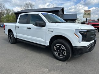 Used 2022 Ford F150 Lightning 4x4 SuperCrew image 1