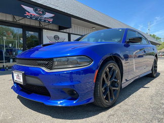 Used 2022 Dodge Charger R/T w/ Blacktop Package image 1