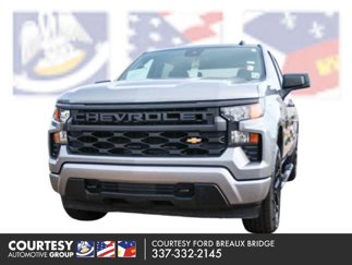 Used 2024 Chevrolet Silverado 1500 Custom image 1