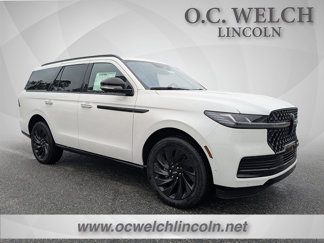New 2025 Lincoln Navigator Reserve image 1