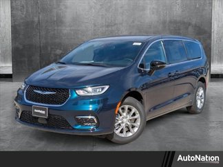 New 2025 Chrysler Pacifica Select image 1