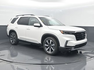 New 2025 Honda Pilot Touring image 1