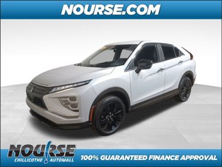 Used 2023 Mitsubishi Eclipse Cross LE image 1