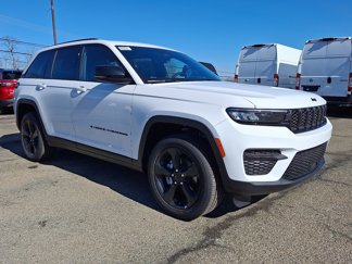 New 2025 Jeep Grand Cherokee Altitude image 1