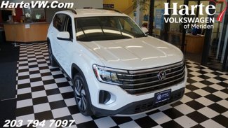 Certified 2025 Volkswagen Atlas SE image 1
