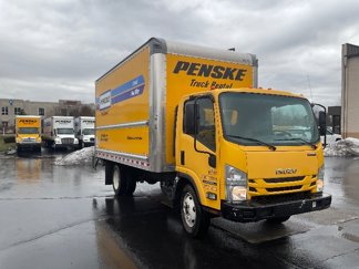 Used 2021 Isuzu NPR image 1
