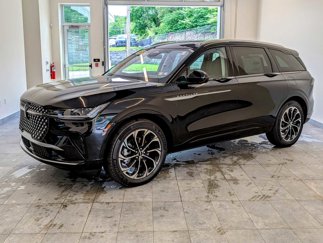 New 2025 Lincoln Nautilus Reserve image 1