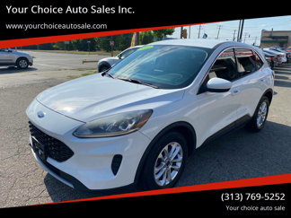 Used 2021 Ford Escape SE image 1