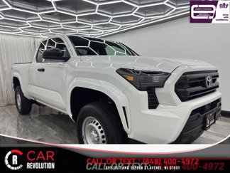 Used 2024 Toyota Tacoma SR image 1