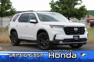 New 2025 Honda Pilot Touring image 1